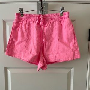 Universal Thread Women’s high rise pull-on drawstring shorts